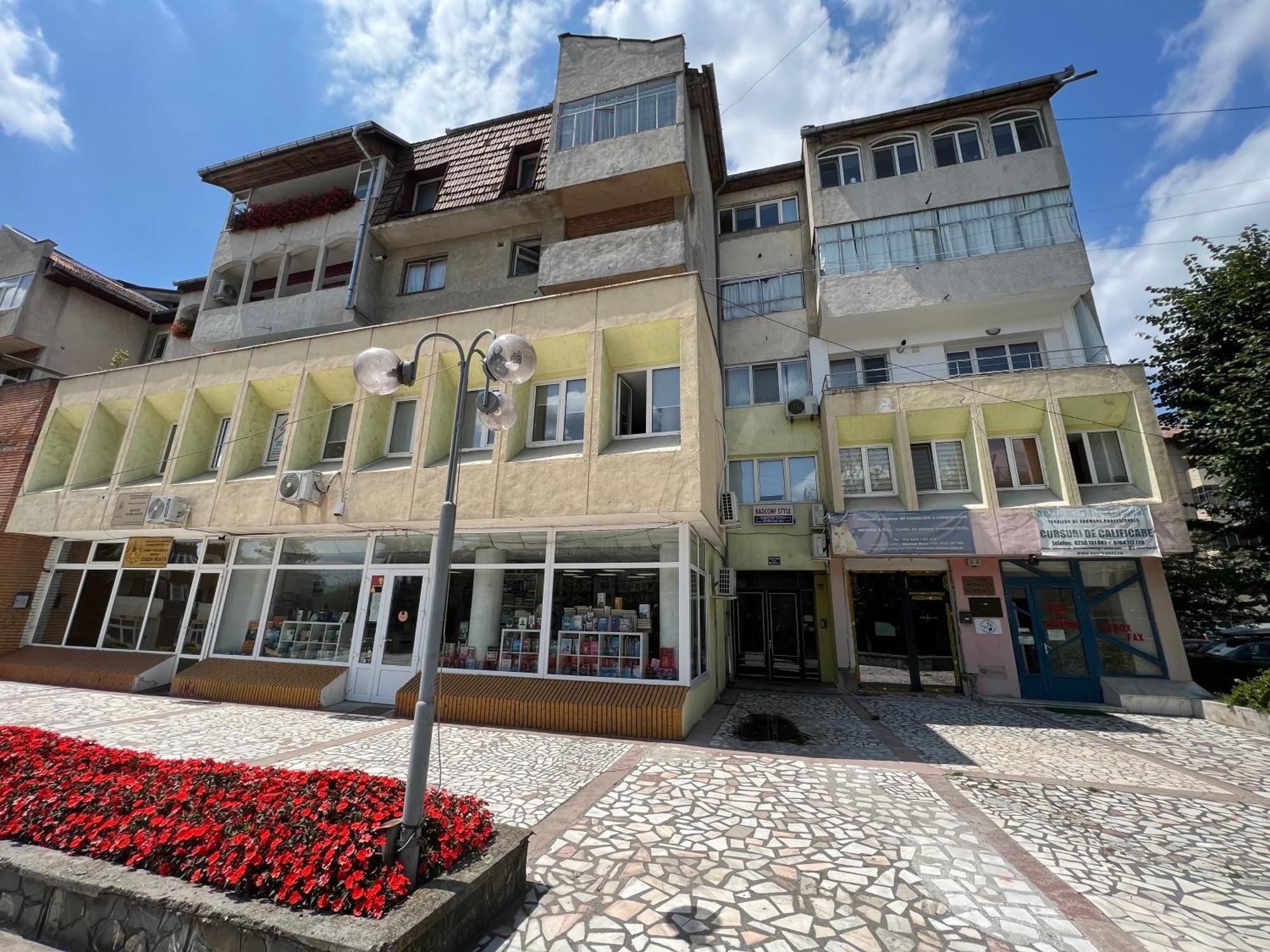 Apartament Centru Râmnicu Vâlcea Exterior foto